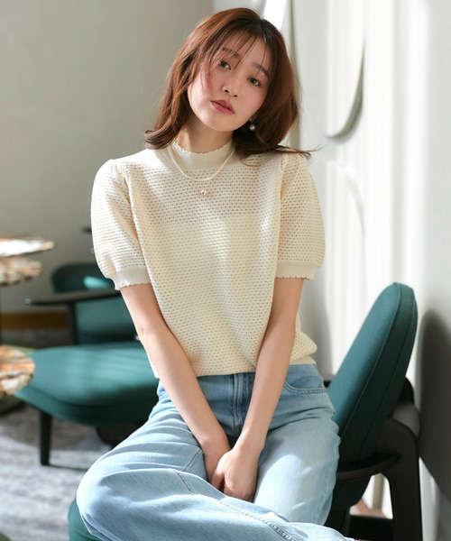 RUIRUE BOUTIQUE(ルイルエブティック)の「洗える/ストレッチ | クロシェ風 パフ ニット | トップス・ニットトップス・サマーニット・シアートップス・かぎ針編み風ニット・メッシュトップス・プルオーバー・Tシャツ(ニット/セーター・レディース・ブラック/ネイビー/ライトベージュ/ホワイト/ブルー・L/M)」の6枚目の写真