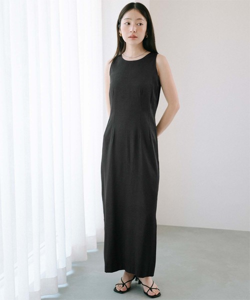 UR'S(ユアーズ)の「ウエストシェイプノースリーブワンピース(ワンピース・レディース・ホワイト/スミクロ・L/M/S)」の2枚目の写真