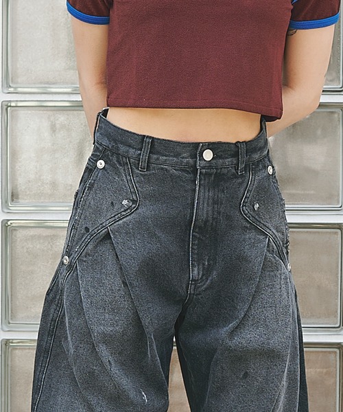 CONZ(コンズ)の「dark wash curved denim(デニムパンツ・レディース・ブラック/インディゴブルー・3/2/1)」の5枚目の写真