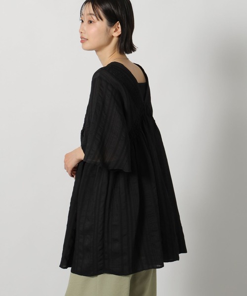 LAKOLE（ラコレ）の「2WAYシャーリングチュニック / 667924（その他トップス・レディース・ブルー/ホワイト/ブラック・FREE）」の11枚目の写真