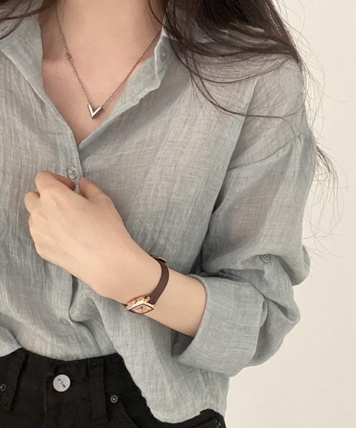 mielu(ミエル)の「クロップドシアー長袖シャツ(シャツ/ブラウス・レディース・ブルー/グレー/ホワイト・LARGE/MEDIUM)」の7枚目の写真
