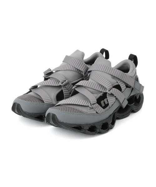 MIZUNO(ミズノ )の「【MIZUNO(ミズノ)】WAVE PROPHECY STRAP(スニーカー・レディース・ホワイト/ブラック/グレー・25/23/24)」の3枚目の写真