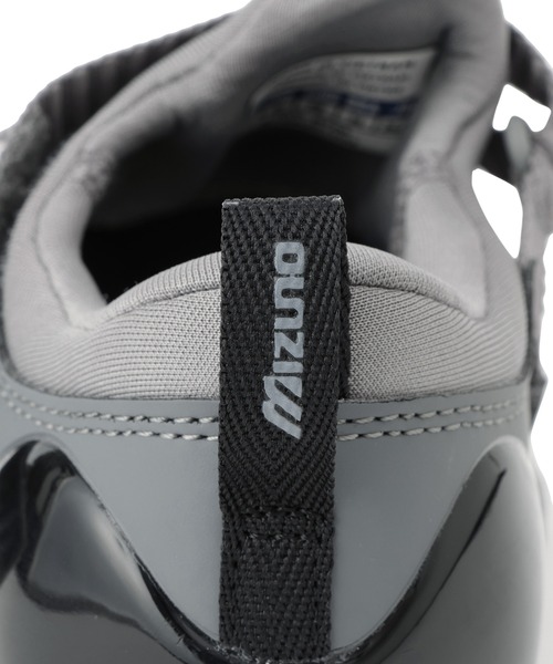 MIZUNO(ミズノ )の「【MIZUNO(ミズノ)】WAVE PROPHECY STRAP(スニーカー・レディース・ホワイト/ブラック/グレー・25/23/24)」の10枚目の写真