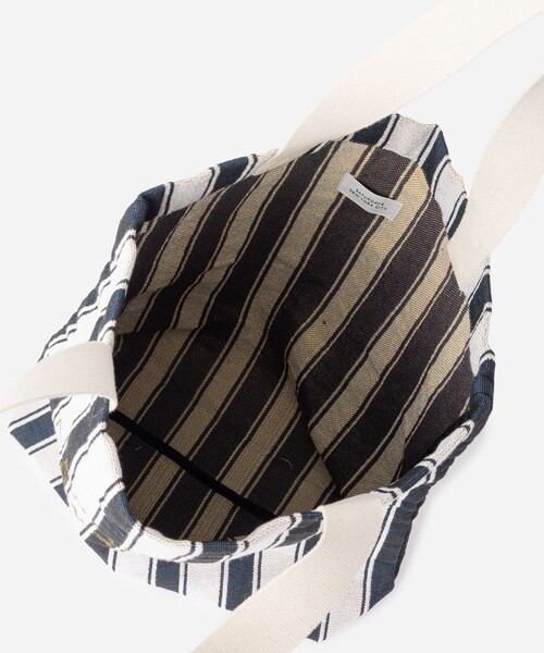 Saturdays NYC(サタデーズ ニューヨークシティ )の「Miller Stripe Tote Bag(トートバッグ・メンズ・ブルー/ワイン・FREE)」の6枚目の写真