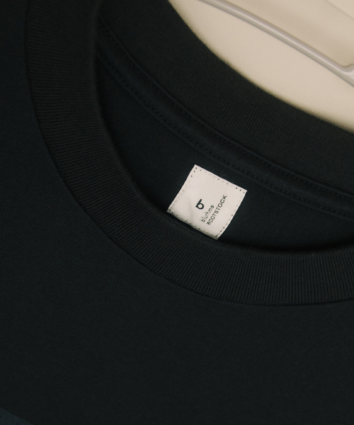blurhms(ブラームス)の「blurhms ROOTSTOCK × JOURNAL STANDARD 別注 Abstract Tシャツ(Tシャツ/カットソー・メンズ・ブラック/ホワイト・3/2)」の5枚目の写真