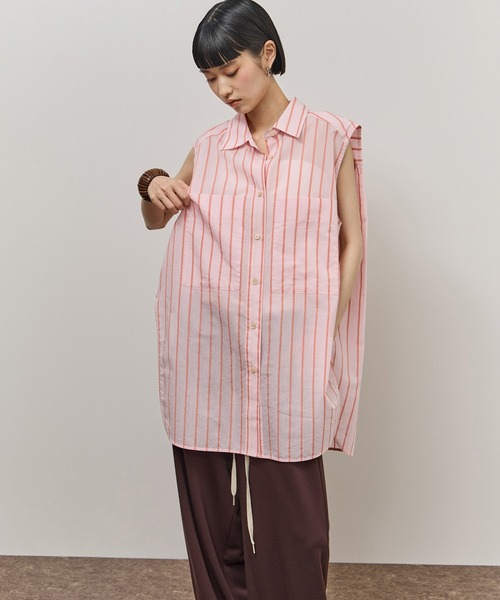 ADAM ET ROPE'(アダムエロペ)の「FabRICAストライプアジャストノースリーブシャツ(シャツ/ブラウス・レディース・ターコイズブルー/サックスブルー/ピンク系その他2・FREE)」の1枚目の写真