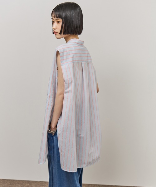 ADAM ET ROPE'(アダムエロペ)の「FabRICAストライプアジャストノースリーブシャツ(シャツ/ブラウス・レディース・ターコイズブルー/サックスブルー/ピンク系その他2・FREE)」の4枚目の写真