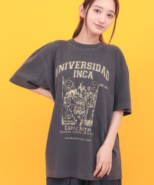 チチカカ（チチカカ）の「Orale! インカユニバーシティカパックＴシャツ（Tシャツ/カットソー・レディース・ブラック/レッド/イエロー・FREE）」の2枚目の写真