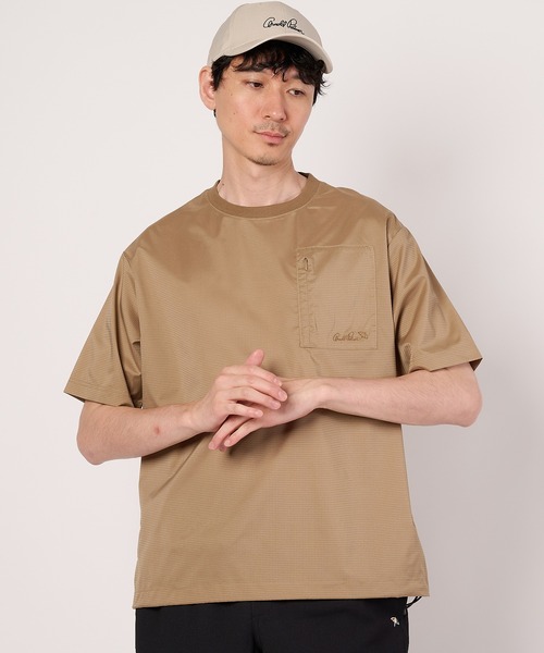 Arnold Palmer（アーノルドパーマー）の「URBAN BREEZE Tシャツ（Tシャツ/カットソー・メンズ・グレイッシュベージュ/ライトグレー/ネイビー・LL/L/M）」の2枚目の写真