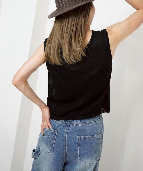 gossara(ゴサラ)の「【大人可愛いを叶える】ボートネックノースリニット(ニット/セーター・レディース・ホワイト/ブラック/ベージュ・FREE)」の17枚目の写真