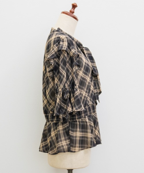 CLETTE(クレット)の「チェック柄リボンボウタイペプラムブラウス(シャツ/ブラウス・レディース・ネイビー/ブラック・LL/4L/3L)」の14枚目の写真