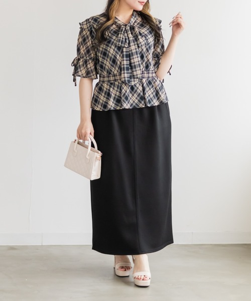 CLETTE(クレット)の「チェック柄リボンボウタイペプラムブラウス(シャツ/ブラウス・レディース・ネイビー/ブラック・LL/4L/3L)」の9枚目の写真