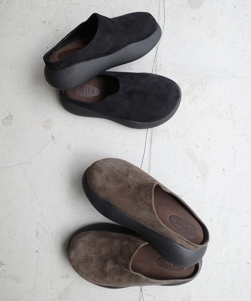 CLANE(クラネ)の「SUEDE PUFF SLIPONS(スリッポン・レディース・ブラウン/ブラック・S/M)」の3枚目の写真