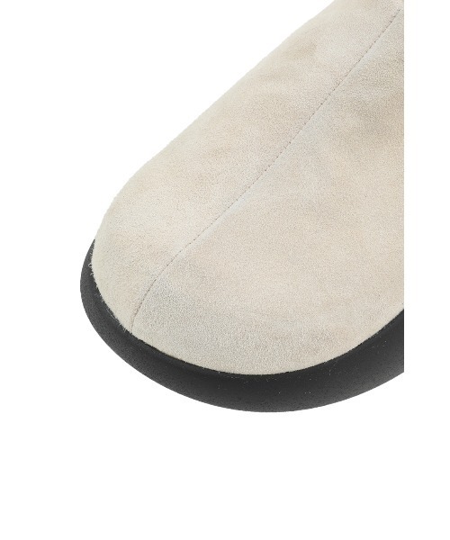 CLANE(クラネ)の「SUEDE PUFF SLIPONS(スリッポン・レディース・ブラウン/ブラック・S/M)」の22枚目の写真