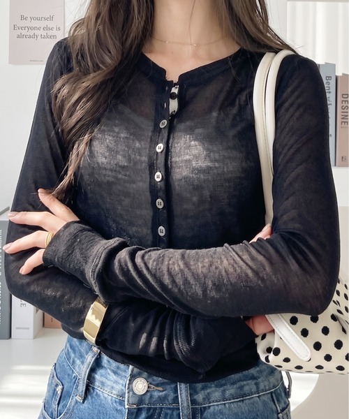 Ada.(エイダ)の「ヘンリーネック ベーシック ロングスリーブ カットソー(Tシャツ/カットソー・レディース・ホワイト/ブラック/ブラウン/杢グレー・FREE)」の1枚目の写真