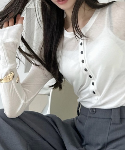 Ada.(エイダ)の「ヘンリーネック ベーシック ロングスリーブ カットソー(Tシャツ/カットソー・レディース・ホワイト/ブラック/ブラウン/杢グレー・FREE)」の6枚目の写真