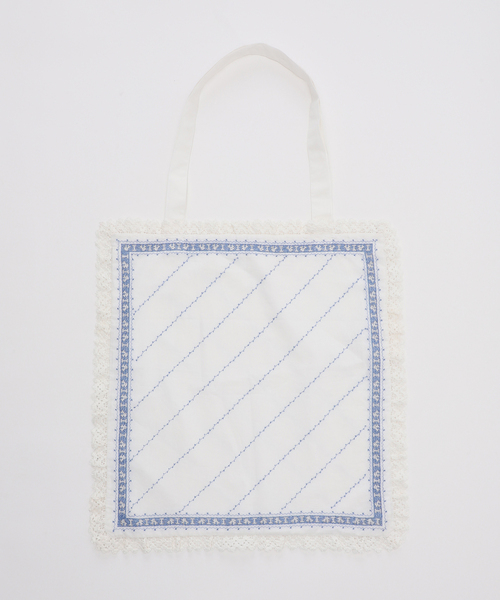 crinkle crinkle crinkle（クリンクルクリンクルクリンクル）の「《追加》crinkle crinkle crinkle SLOBE別注 handkerchief tote（トートバッグ・レディース・ホワイト・FREE）」の3枚目の写真