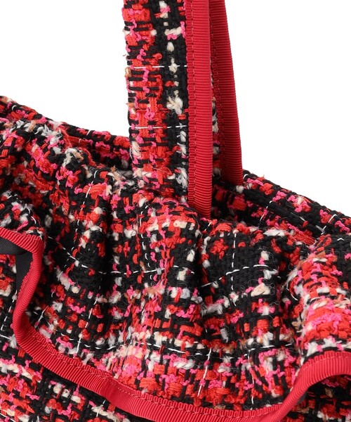 TOCCA(トッカ)の「COLOR OF WAVES BAG バッグ(トートバッグ・レディース・ブラック系/ブラック系5/ライトグレー系/ライトグレー系1/レッド系/ネイビー系・F)」の8枚目の写真
