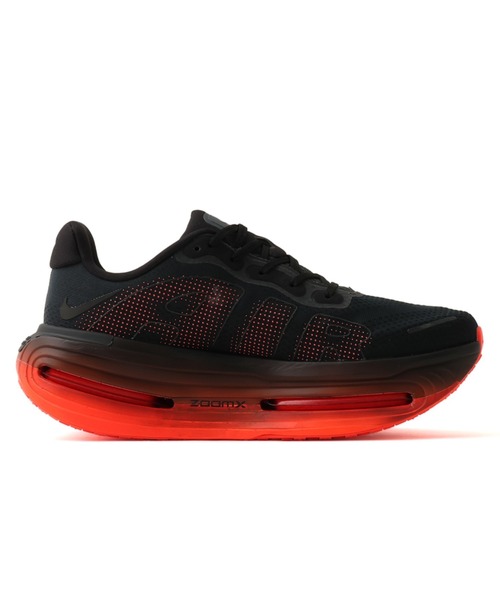 NIKE(ナイキ)の「NIKE VOMERO PREMIUM / ナイキ ズーム ボメロ プレミアム【SP】(スニーカー・メンズ・ブラック×レッド・27.5cm/25.5cm/27.0cm/26.5cm/26.0cm/29.0cm/28.5cm/28.0cm)」の5枚目の写真