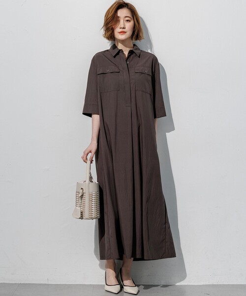 23区 S（ニジュウサンクチイサイサイズ）の「レーヨンタイプライター シャツ ワンピース（シャツワンピース・レディース・ネイビー系/ダークブラウン系/黄土色系・32）」の6枚目の写真