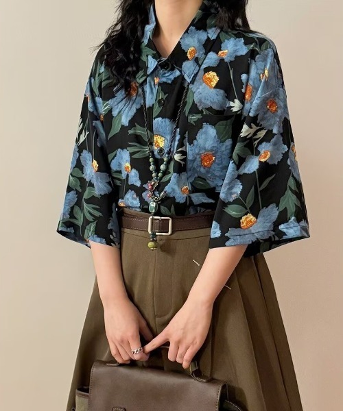 FreeZone(フリーゾーン)の「フラワープリントオーバーサイズ半袖シャツ(Tシャツ/カットソー・メンズ・イエロー/ブルー・F)」の11枚目の写真