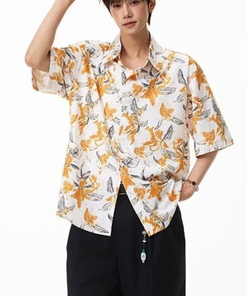 FreeZone(フリーゾーン)の「フラワープリントオーバーサイズ半袖シャツ(Tシャツ/カットソー・メンズ・イエロー/ブルー・F)」の21枚目の写真