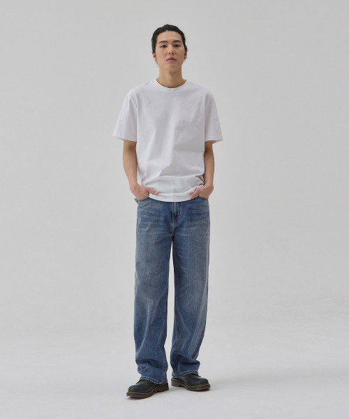 RYUL+WAI（リュルアンドワイ）の「デニムリラックスストレートパンツミディアムブルーC6（デニムパンツ・メンズ・その他・30/32/34）」の2枚目の写真