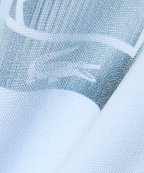 LACOSTE（ラコステ）の「テニスボールグラフィック バックプリントTシャツ（Tシャツ/カットソー・メンズ・オフホワイト/ライトブルー・3/2/5/4）」の3枚目の写真