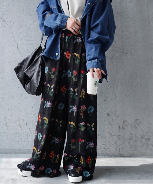 antiqua（アンティカ）の「フラワー刺繍 ワイドパンツ（その他パンツ・レディース・ホワイト/ブルー/ブラック・MEDIUM/LARGE）」の10枚目の写真