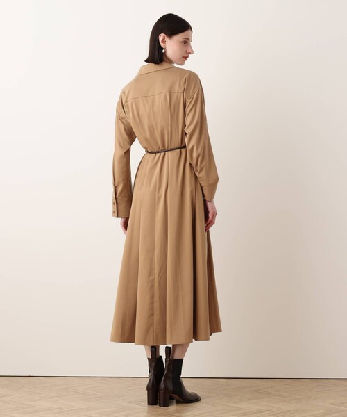 allureville(アルアバイル)の「フィブリルストレッチシャツワンピース(シャツワンピース・レディース・ブラウン/ネイビー/キャメル・2/1)」の16枚目の写真