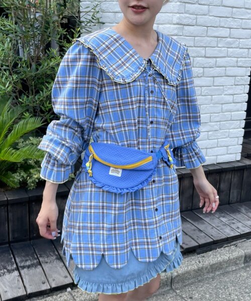 HELLO.SANFRANCISCO(ハローサンフランシスコ)の「【HELLO.SANFRANCISCO】チェックフリルビックカラーチュニック(シャツ/ブラウス・レディース・イエロー/ブルー・ONE SIZE)」の3枚目の写真