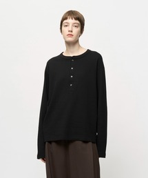 Juha（ユハ）の「SOFT LAYER CROPPED HENLEY（Tシャツ/カットソー）」
