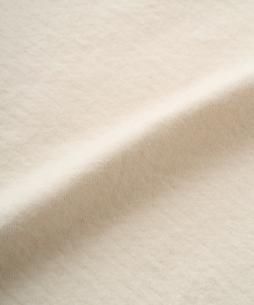 Juha（ユハ）の「SOFT LAYER CROPPED HENLEY（Tシャツ/カットソー・メンズ・グレイッシュベージュ/アイボリー/ブラック・4/3）」の19枚目の写真