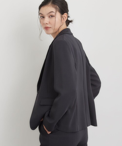 THE SHOP TK （ザ ショップ ティーケー ）の「【セットアップ可】ビジネスシングルジャケット（テーラードジャケット・レディース・スミクロ/ブラウン系その他・12/13）」の6枚目の写真