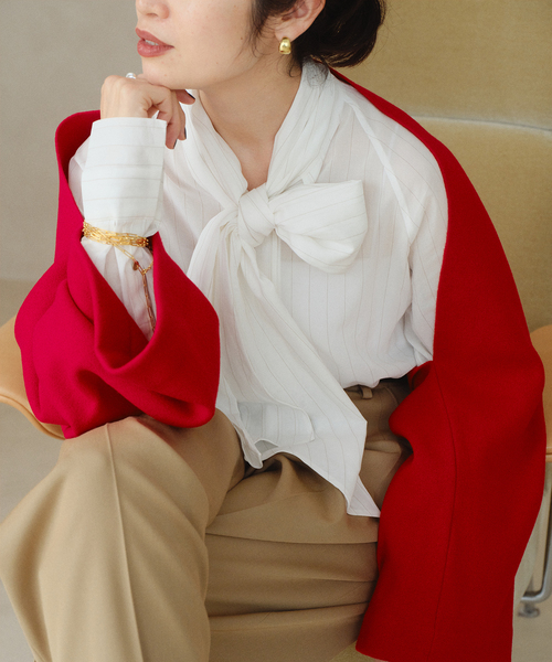 VERMEIL par iena(ヴェルメイユパーイエナ)の「リボンブラウス(シャツ/ブラウス・レディース・ホワイト/ネイビー・FREE)」の6枚目の写真