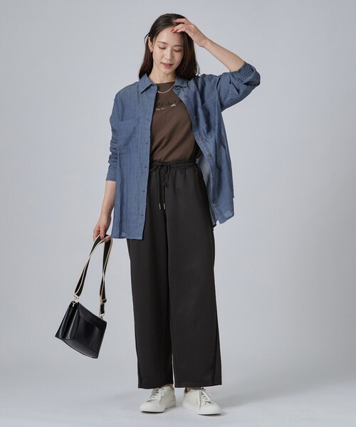SHOO・LA・RUE(シューラルー)の「さりげなく旬をプラス カーブレースライン イージーワイドパンツ(その他パンツ・レディース・ブラック/グレー・02/03)」の9枚目の写真
