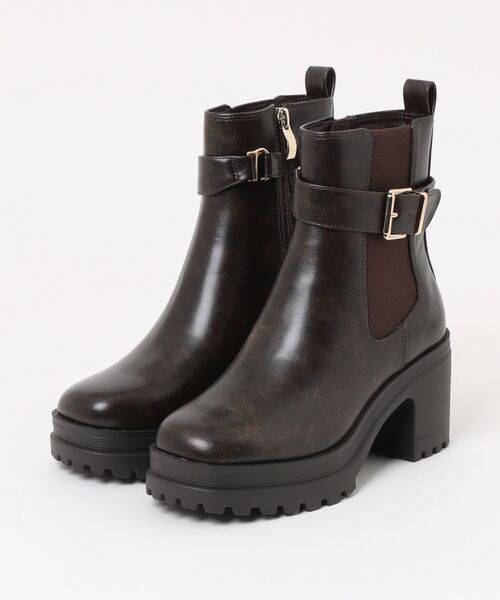 ABC-MART(エービーシーマート)の「ABC SELECT エービーシーセレクト BELT SIDE GORE SHORT BOOTS8 ベルト サイドゴア ショートブーツ8 W3072 DK BROWN(ブーツ・レディース・ブラウン・X-LARGE/LARGE/MEDIUM/SMALL)」の1枚目の写真