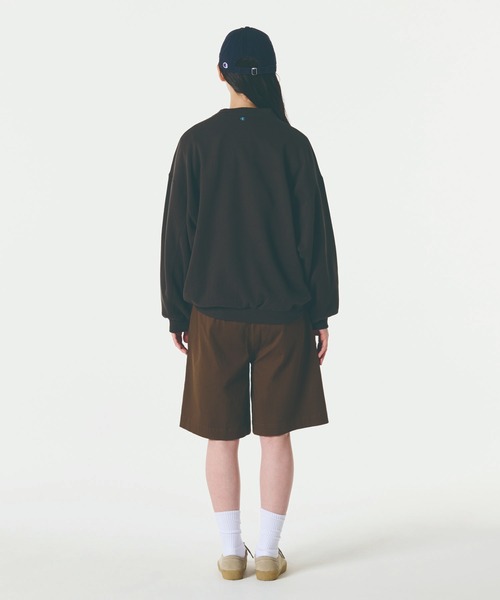 Champion（チャンピオン）の「【Champion/チャンピオン】【ZOZOTOWN先行販売！！カラー別注】レディース クルーネックスウェットシャツ（スウェット・レディース・オートミール/ブラック系その他/ネイビー系1・MEDIUM/LARGE）」の11枚目の写真