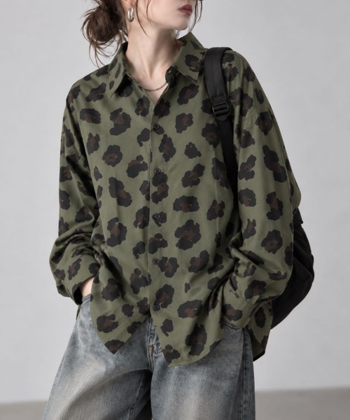 CIAO(チャオ)の「【ciao】ルーズシルエット オーバーサイズ とろみシャツ 柄シャツ(シャツ/ブラウス・レディース・ベージュ系その他/ブラック系その他/ブラック×イエロー/オリーブ/カーキブラウン/ホワイト系その他2/ブラック×ホワイト/ブラウン系その他/ホワイト系その他/ブラック/アッシュグレー/ブラック×ブルー・L/M)」の12枚目の写真