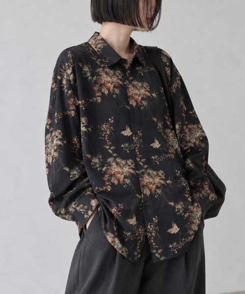 CIAO(チャオ)の「【ciao】ルーズシルエット オーバーサイズ とろみシャツ 柄シャツ(シャツ/ブラウス・レディース・ベージュ系その他/ブラック系その他/ブラック×イエロー/オリーブ/カーキブラウン/ホワイト系その他2/ブラック×ホワイト/ブラウン系その他/ホワイト系その他/ブラック/アッシュグレー/ブラック×ブルー・L/M)」の1枚目の写真