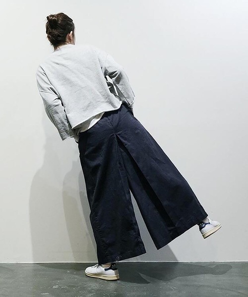 vent blanc(ヴァンブラン)の「ヴァンブラン vent blanc コットンツイル “HAKAMA” パンツ(チノパンツ・レディース・ベージュ/チャコールグレー/ネイビー・FREE)」の5枚目の写真