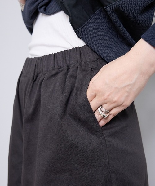 vent blanc(ヴァンブラン)の「ヴァンブラン vent blanc コットンツイル “HAKAMA” パンツ(チノパンツ・レディース・ベージュ/チャコールグレー/ネイビー・FREE)」の11枚目の写真