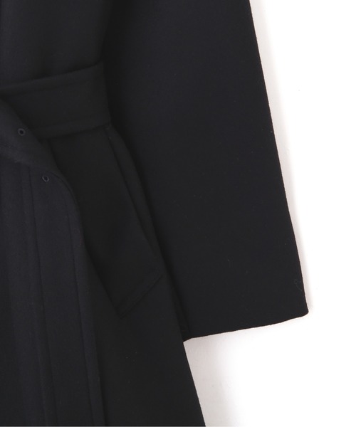 YLEVE(イレーヴ)の「YLEVE / SUPER100'S WOOL MELTON COAT(ダウンジャケット/コート・レディース・ブラック/ベージュ・0/1/2)」の18枚目の写真