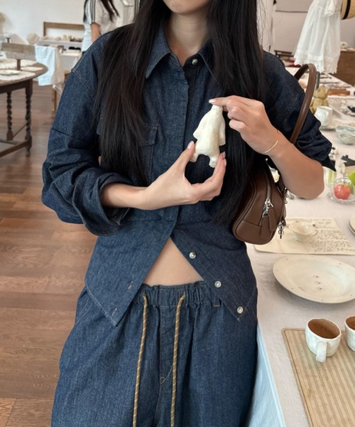 FLINEA(フリネア)の「襟付きシングルブレストジャケット&ワイドパンツデニムセットアップ(セットアップ・レディース・ダークブルー・S/M)」の3枚目の写真