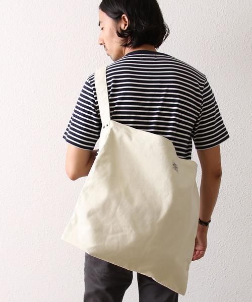 coen（コーエン）の「キャンバスビッグショルダーバッグ（ショルダーバッグ・メンズ・オフホワイト/ブラウン/ケリー/ネイビー・FREE）」の2枚目の写真