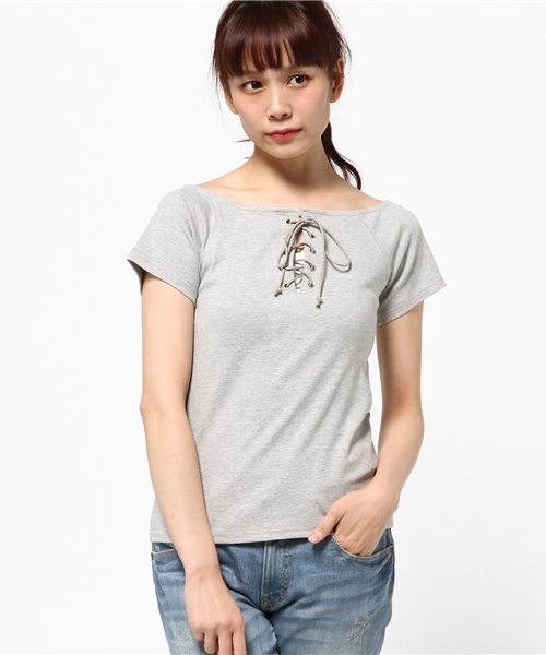 GYDA(ジェイダ)の「フロントレースアップオフショルTOPS(Tシャツ/カットソー・レディース・ホワイト/グレー/その他/ブラック・FREE)」の12枚目の写真