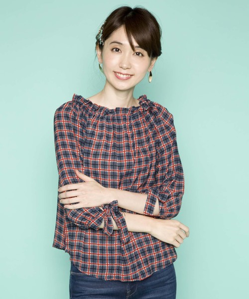 PLAIN CLOTHING(プレーンクロージング)の「2WAYチェックブラウス【PLAIN CLOTHING】(シャツ/ブラウス・レディース・マスタード/ピンク/ネイビー・FREE)」の2枚目の写真