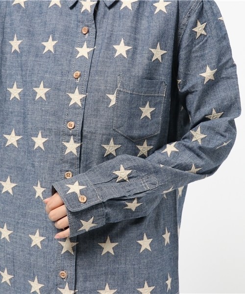 MOUSSY（マウジー）の「STAR DENIM SH（シャツ/ブラウス・レディース・ブルー・1/2）」の6枚目の写真