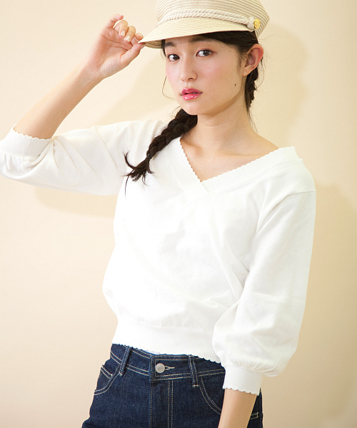 OLIVE des OLIVE（オリーブデオリーブ）の「★スカラップＶプルオーバー（ニット/セーター・レディース・その他/ピンク/レッド/イエロー/オフホワイト・FREE）」の2枚目の写真