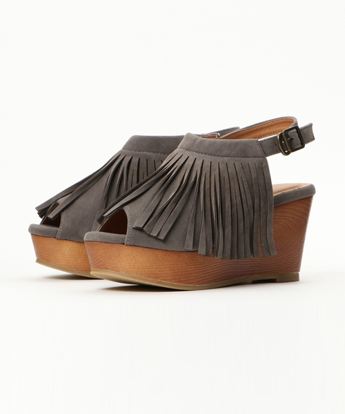 mooimooi(モーイモーイ)の「フリンジ厚底サンダル(サンダル・レディース・グレー/キャメル/ブラック/カーキ・M/S/LL/L/3L)」の14枚目の写真